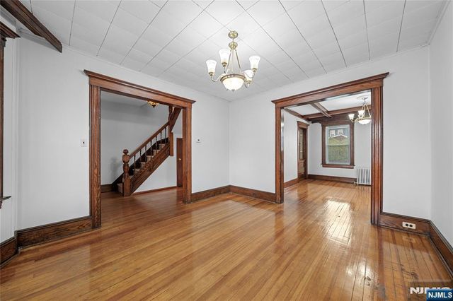 30 E 2nd Street, Clifton, NJ 07011