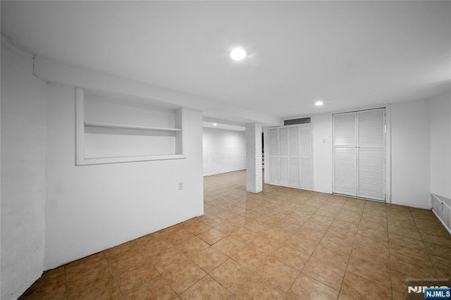 30 E 2nd Street, Clifton, NJ 07011