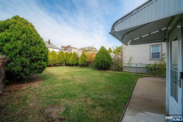 30 E 2nd Street, Clifton, NJ 07011