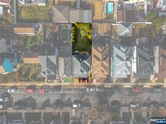 30 E 2nd Street, Clifton, NJ 07011