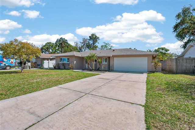2465 BRENTWOOD DRIVE, Clearwater, FL 33764