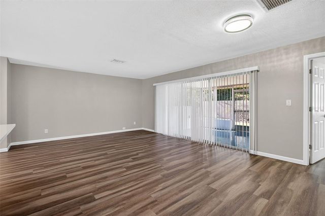 2465 BRENTWOOD DRIVE, Clearwater, FL 33764