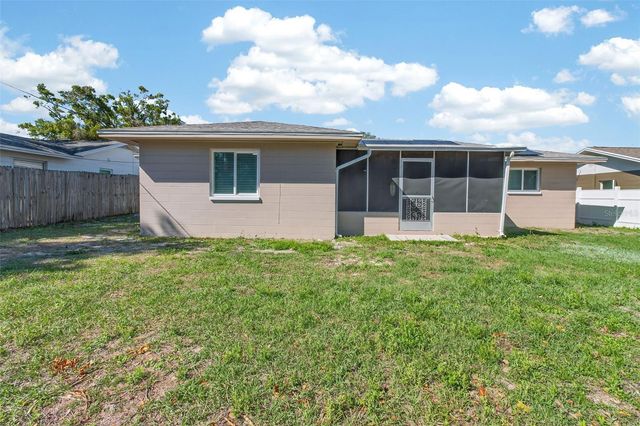 2465 BRENTWOOD DRIVE, Clearwater, FL 33764