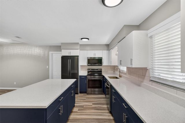 2465 BRENTWOOD DRIVE, Clearwater, FL 33764