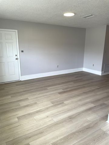 414 Arricola Ave Apt C, St Augustine, FL 32080