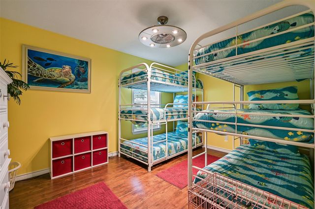 4310 Karankawa Way, Jamaica Beach, TX 77554