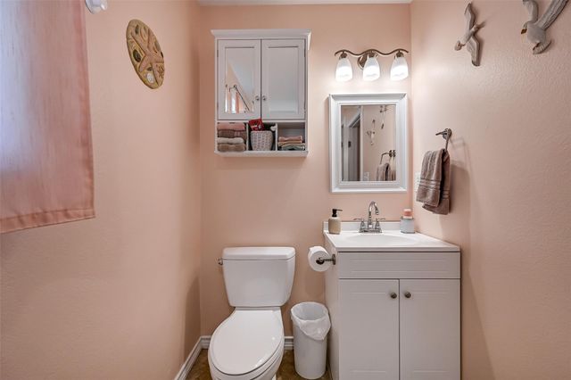 4310 Karankawa Way, Jamaica Beach, TX 77554