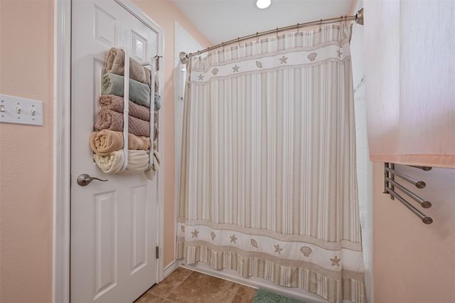 4310 Karankawa Way, Jamaica Beach, TX 77554