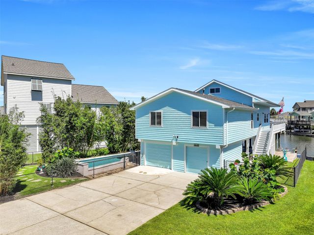 4310 Karankawa Way, Jamaica Beach, TX 77554