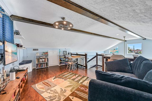4310 Karankawa Way, Jamaica Beach, TX 77554