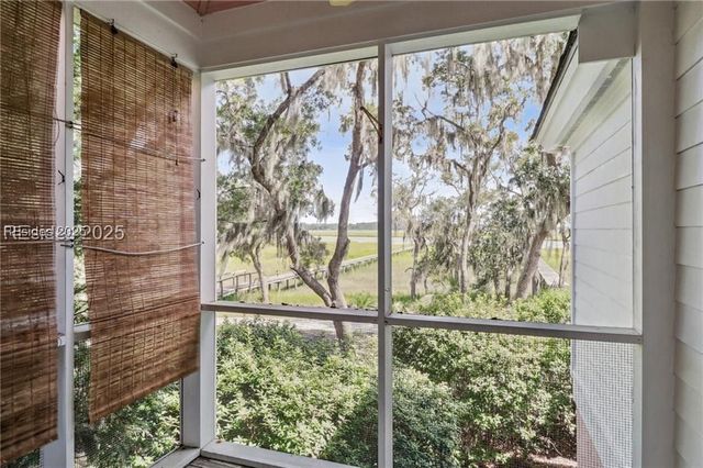 25 Petigru Dr, Beaufort, SC 29902