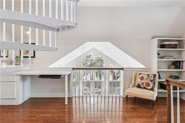 25 Petigru Dr, Beaufort, SC 29902