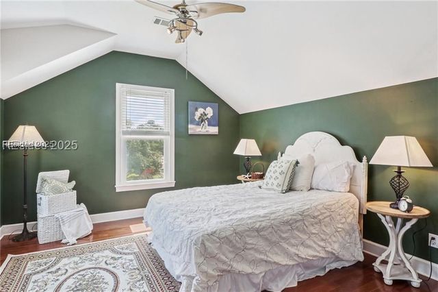 25 Petigru Dr, Beaufort, SC 29902