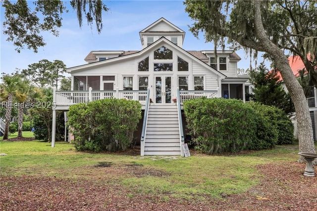 25 Petigru Dr, Beaufort, SC 29902