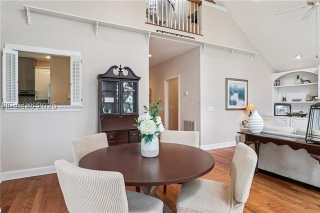 25 Petigru Dr, Beaufort, SC 29902