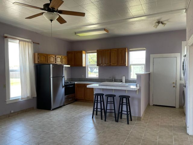 2403 Summer Street, Eureka, CA 95501