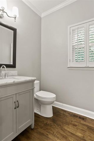 1704 Amberwood Pointe, Woodstock, GA 30189