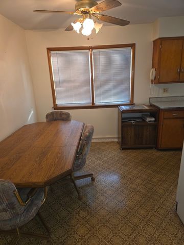 3522 Washington Street, Lansing, IL 60438