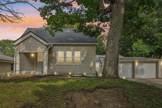 536 N 116th STREET, Wauwatosa, WI 53226