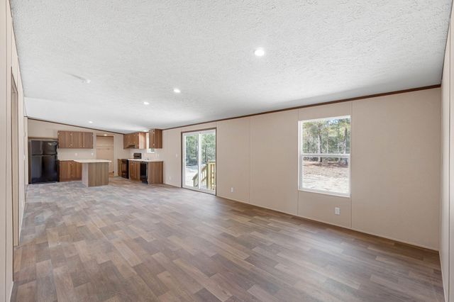 265 E Michaelangelo Road, Defuniak Springs, FL 32433