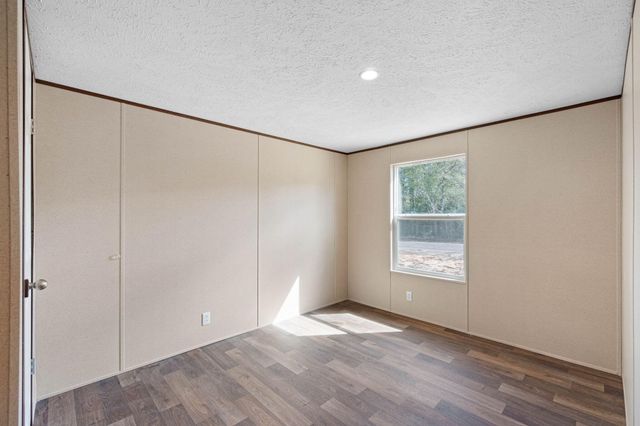 265 E Michaelangelo Road, Defuniak Springs, FL 32433