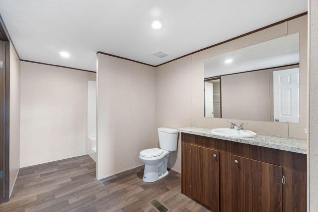 265 E Michaelangelo Road, Defuniak Springs, FL 32433