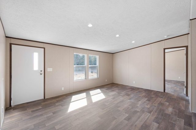 265 E Michaelangelo Road, Defuniak Springs, FL 32433