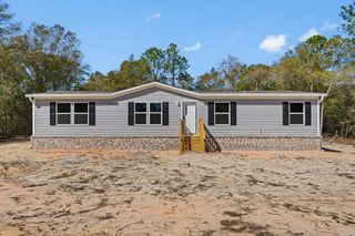 265 E Michaelangelo Road, Defuniak Springs, FL 32433