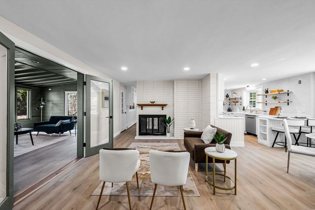 48 Bradford Rd, Natick, MA 01760