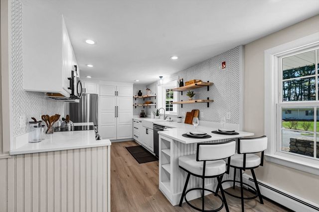 48 Bradford Rd, Natick, MA 01760