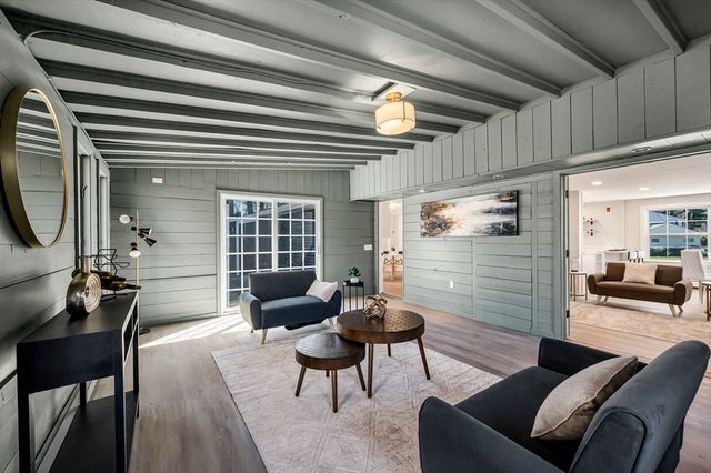 48 Bradford Rd, Natick, MA 01760