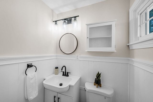 48 Bradford Rd, Natick, MA 01760