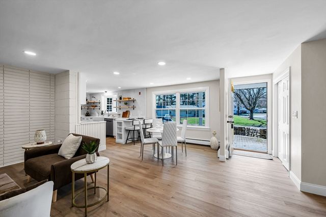 48 Bradford Rd, Natick, MA 01760