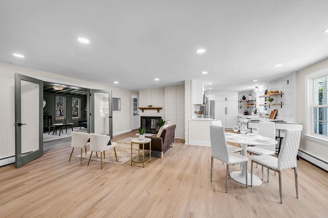 48 Bradford Rd, Natick, MA 01760