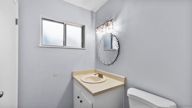 3670 Rosa Linda, San Diego, CA 92154