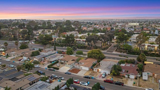 3670 Rosa Linda, San Diego, CA 92154