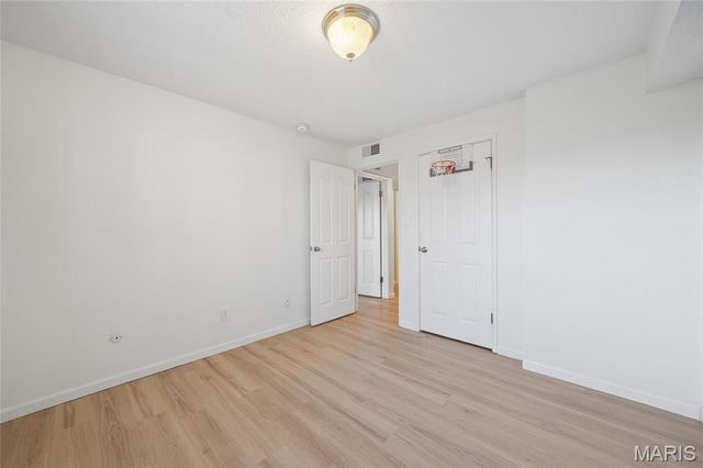 1380 Willow Brook Cove Court 1, St Louis, MO 63146