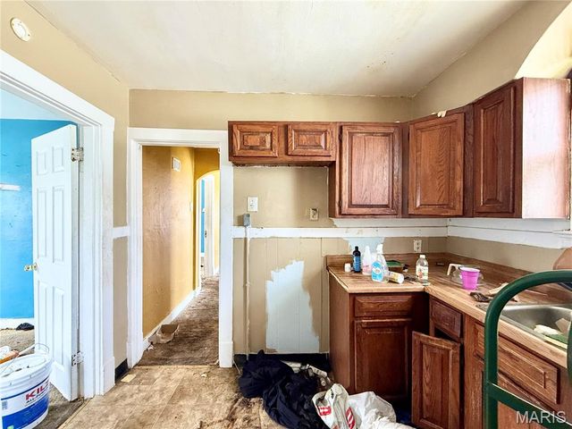5346 Janet Avenue, St Louis, MO 63136