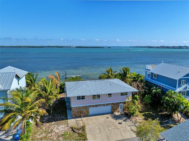 2512 AVENUE A, Bradenton Beach, FL 34217