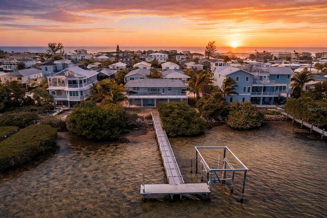 2512 AVENUE A, Bradenton Beach, FL 34217