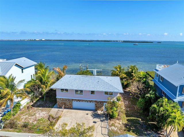 2512 AVENUE A, Bradenton Beach, FL 34217