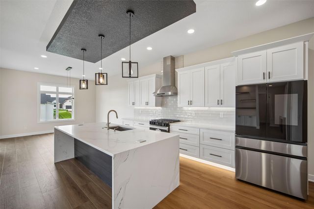 18272 Alderleaf Drive, Clive, IA 50325