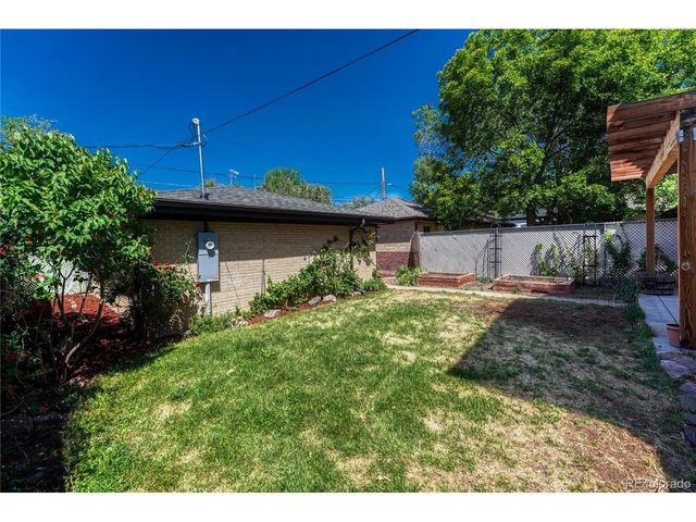 2625 Quitman St, Denver, CO 80212