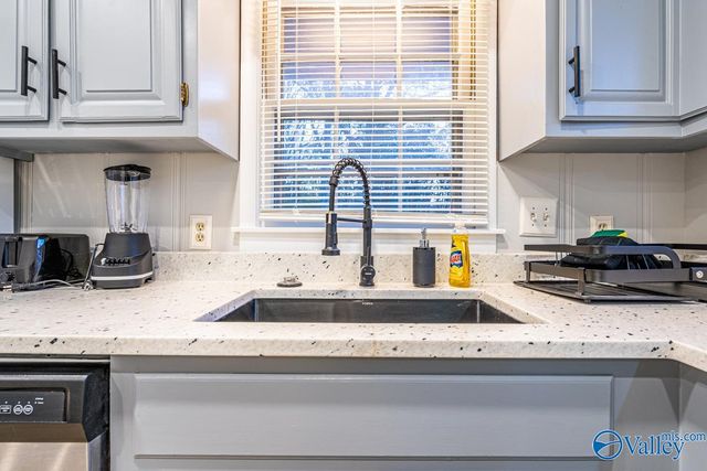 702 Chambers Drive, Huntsville, AL 35801