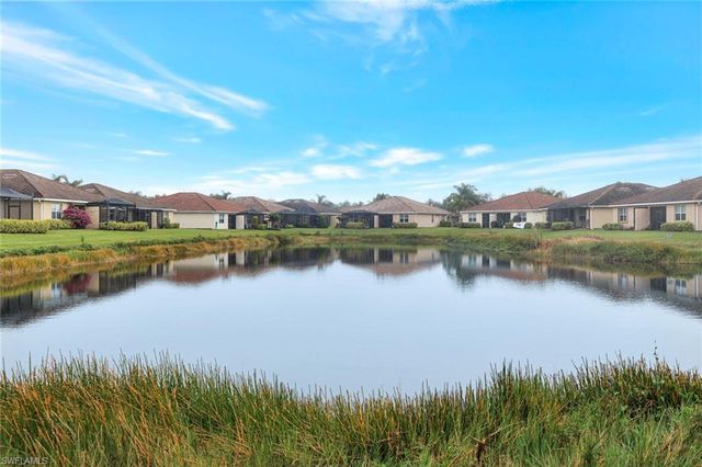 1653 Alameda DR, Naples, FL 34120