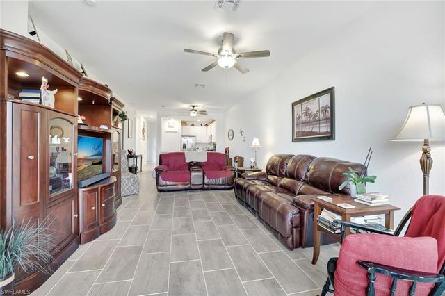 1653 Alameda DR, Naples, FL 34120