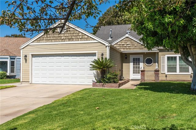 940 Torrey Pine, Colton, CA 92324