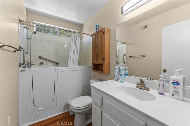 940 Torrey Pine, Colton, CA 92324