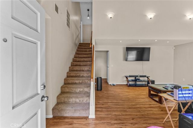 940 Torrey Pine, Colton, CA 92324