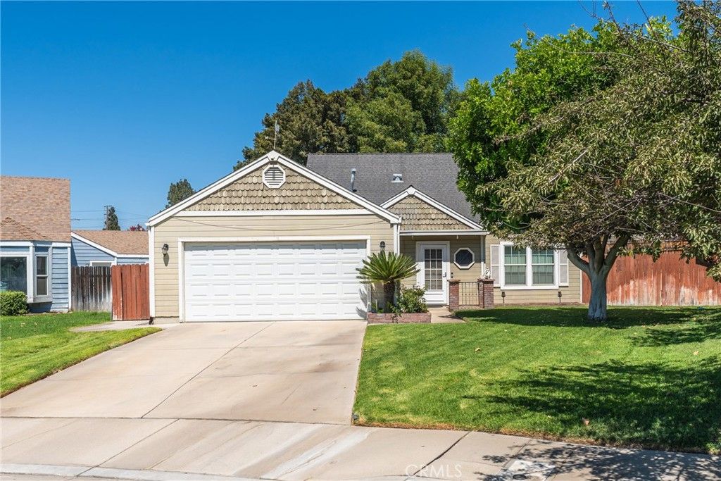 940 Torrey Pine, Colton, CA 92324